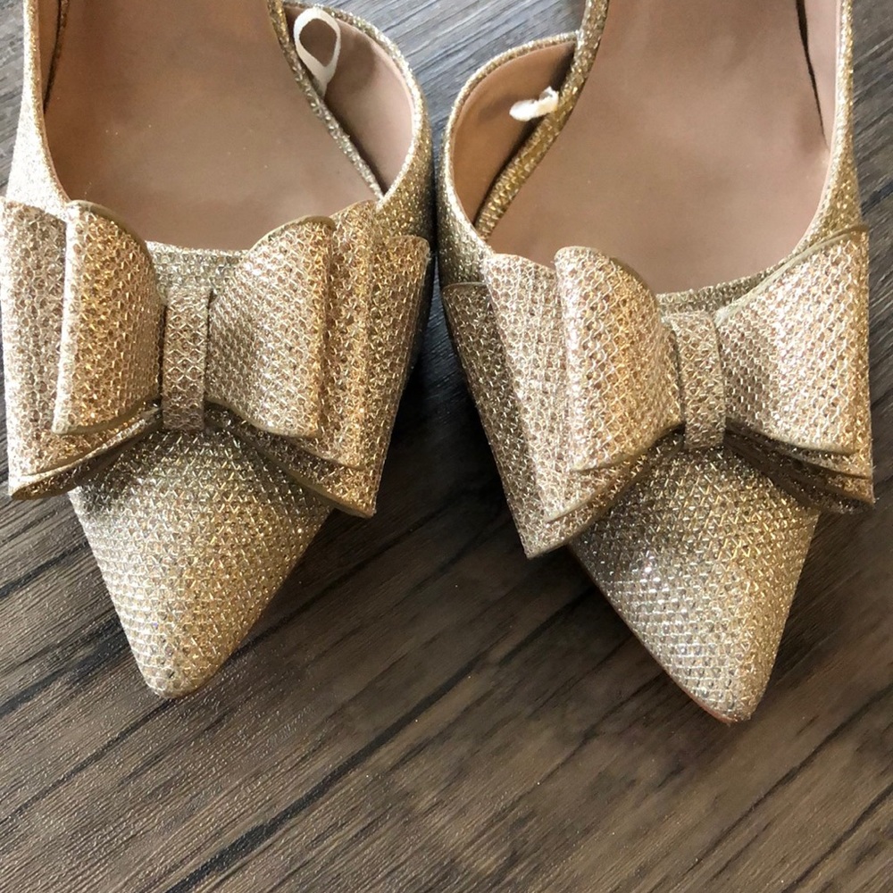 Gold Betsy Johnson Pump